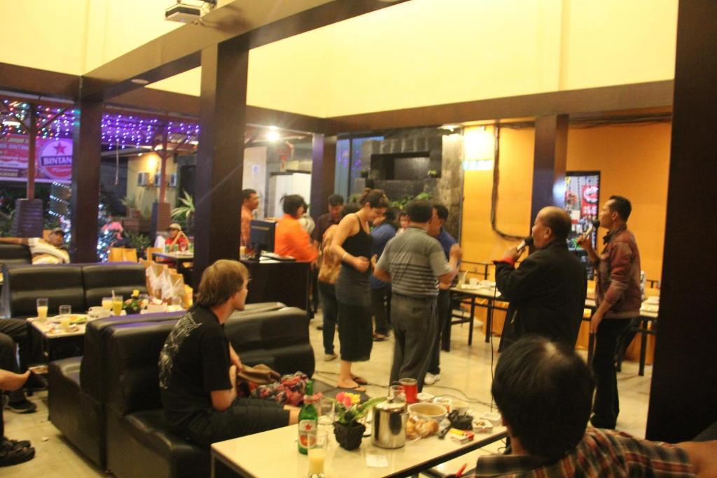 Hotel Sing A Song Pematangsiantar Zewnętrze zdjęcie